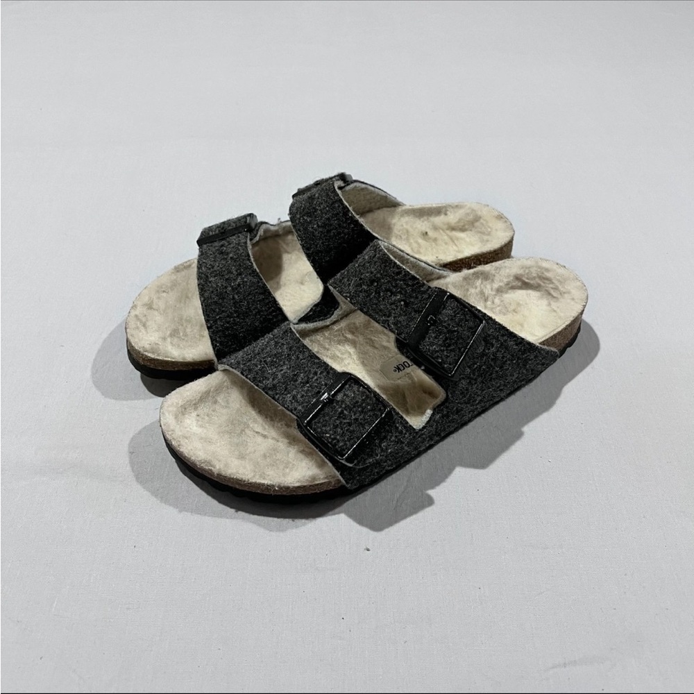 Birkenstock Women Size 38 Gray Arizona Wool Felt Doubleface Two-Strap Sandals